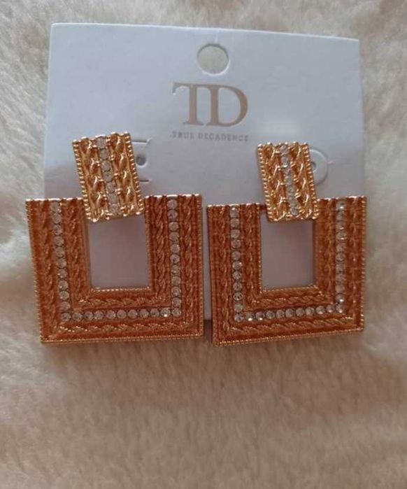 Bogato zdobione kolczyki wieczorowe z Londynu, NOWE