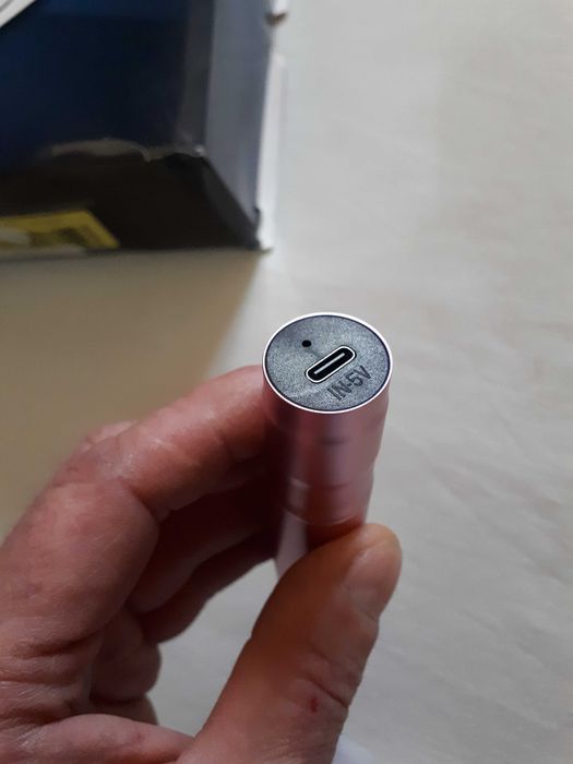 Дермапен Dr.Pen + 12 картриджів + сироватка з гіалуроновою кислотою