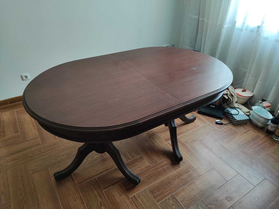 Móvel de Sala Classico com Mesa e 6 Cadeiras