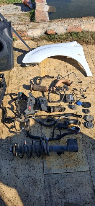 Lote de peças berlingo de 2016