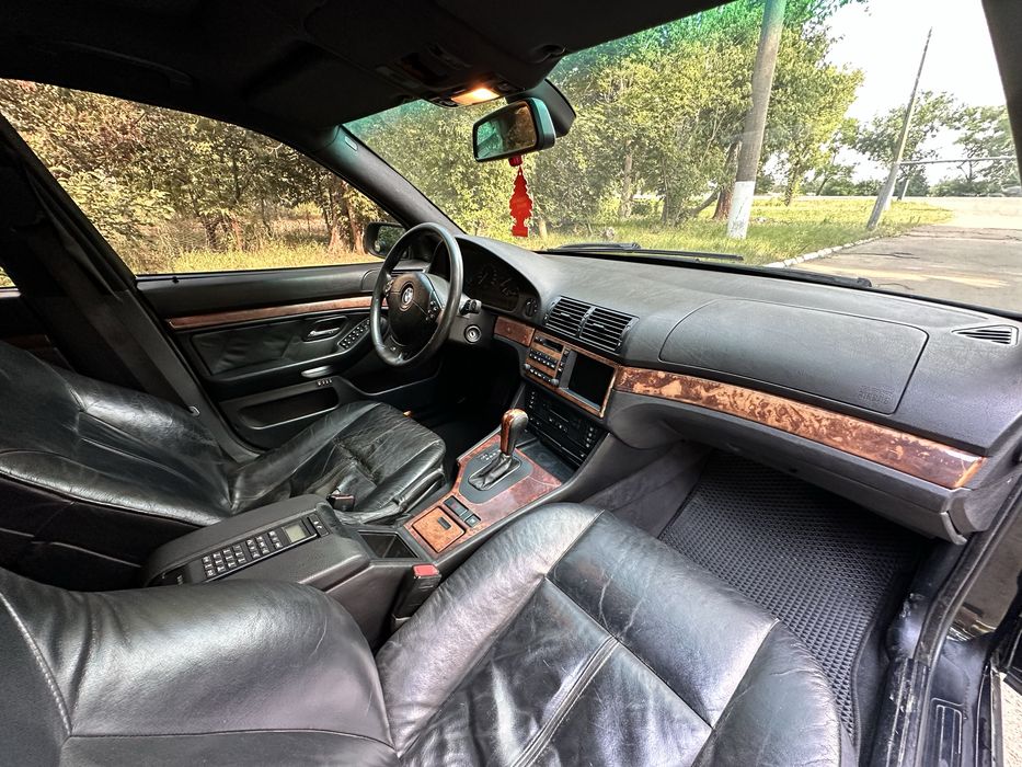 Продам BMW E39 touring M57
