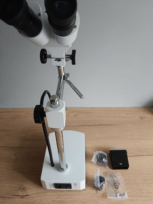 Mikroskop optyczny Delta Optical DO-3663 20x