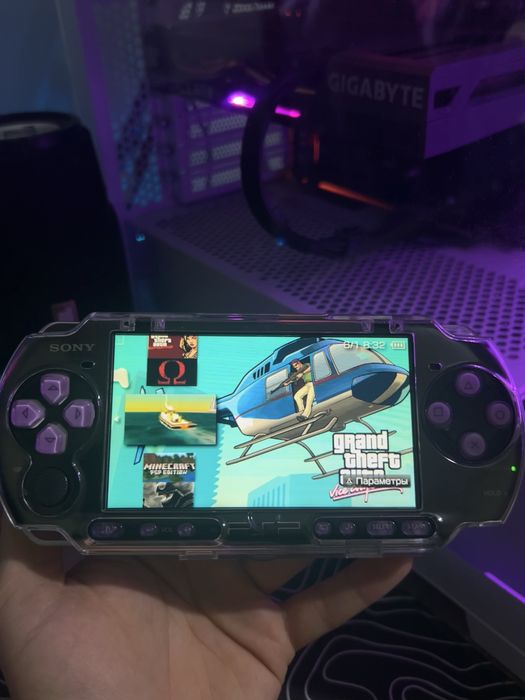 Psp 3000 64 гб + 120 игр + кейс / псп слим 3000