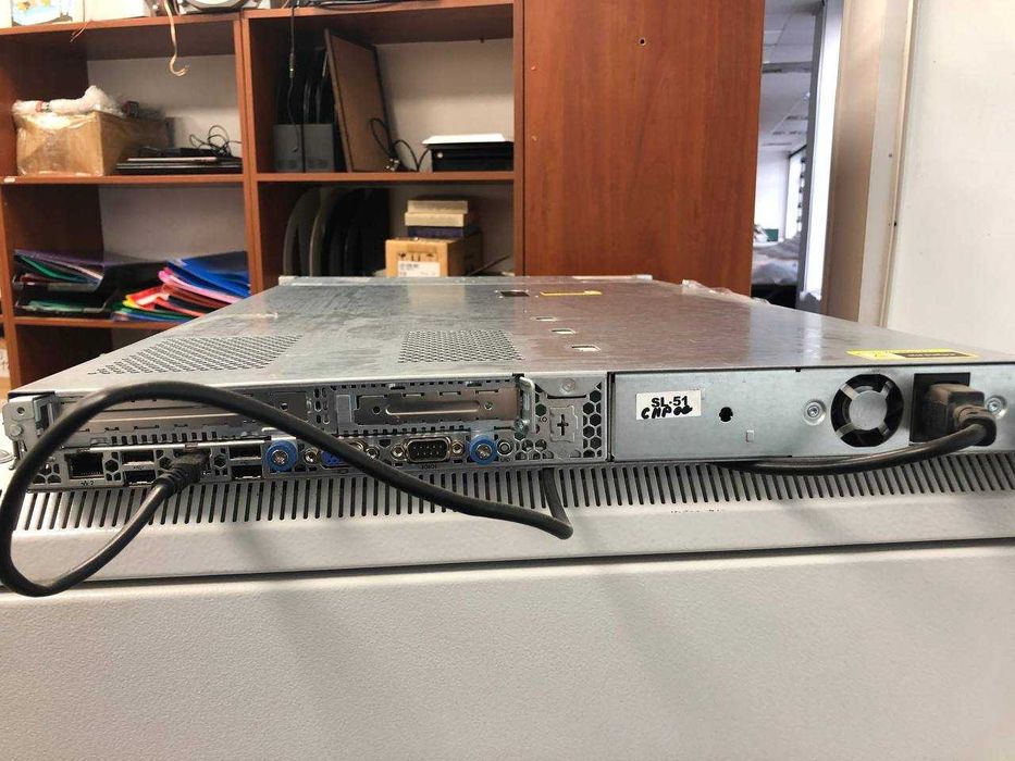 15000 грн. Продам сервер Intel Xeon+серверну шафу. Відмінний стан