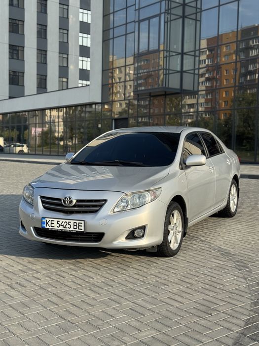В продаже Toyota Corola 2008 года автомат