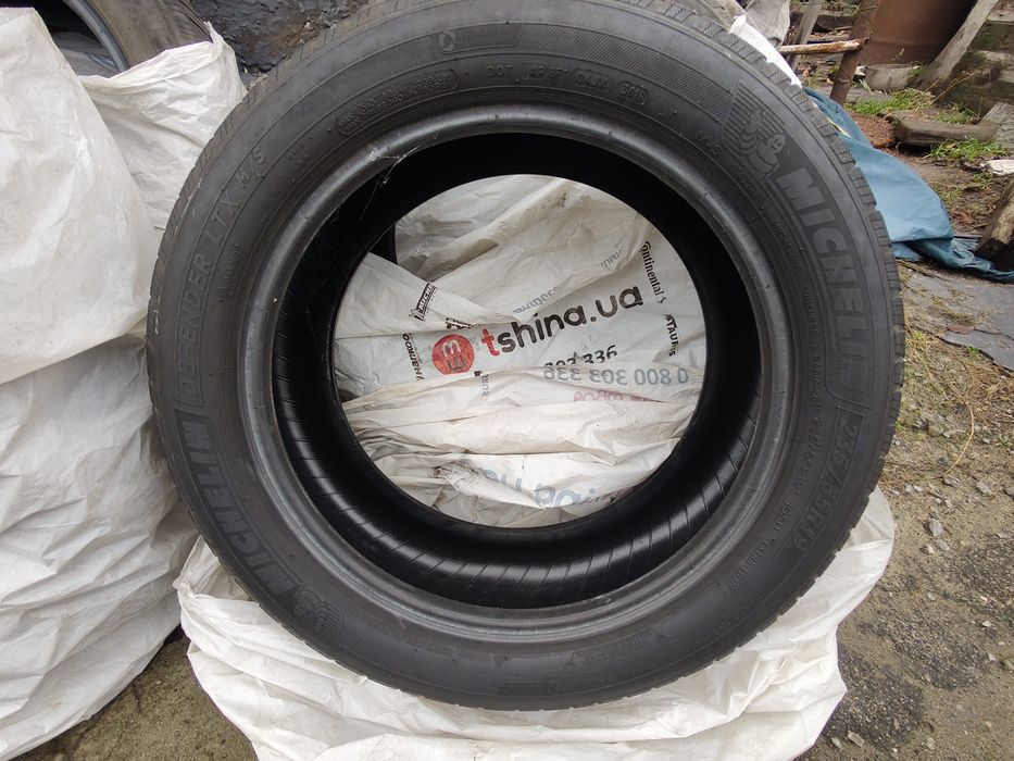 Michelin 235/55/19R