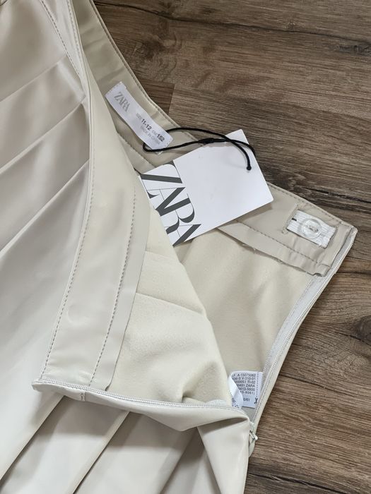 Zara спідниця