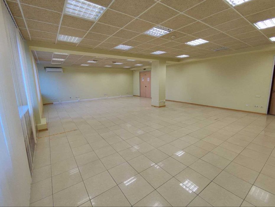 Здам офісне приміщення 248 кв.м, власник, генератор