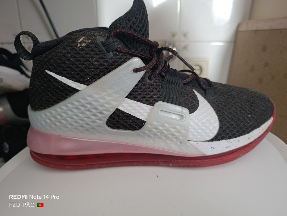 Nike 44 em bom estado