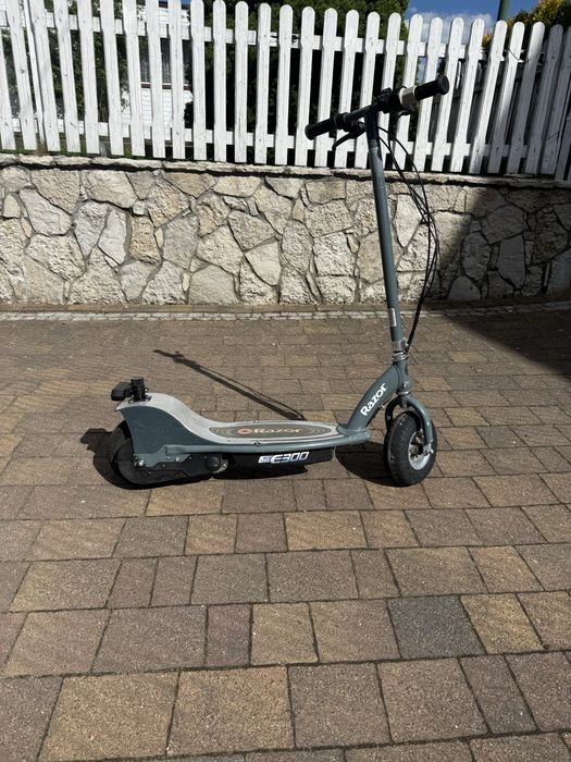 Hulajnoga Razor e300