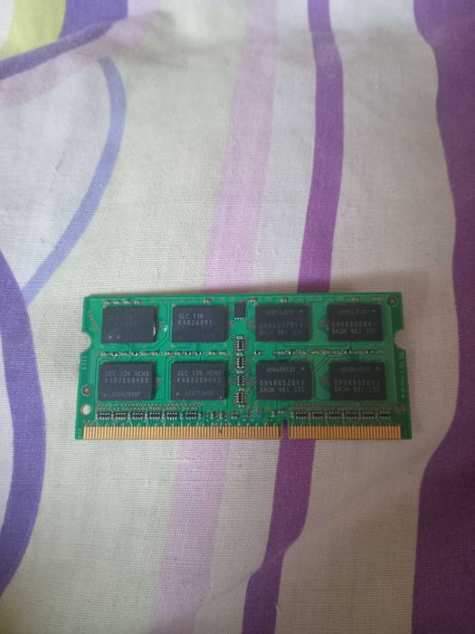 Оперативна пам’ять DDR3 4 ГБ для ноутбука бу.
