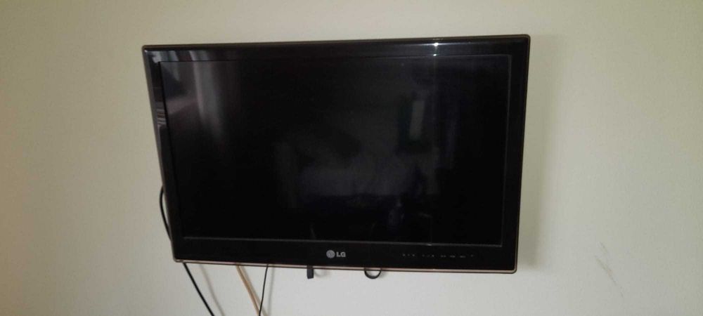 TV LG 26'' LV2500