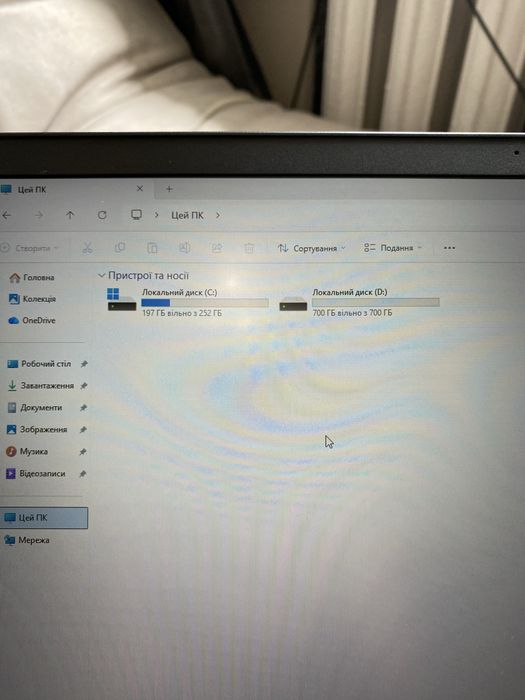 HP Laptop 17-cp3021 AMD Ryzen 7 7730U (2.0 - 4.5 ГГц) SSD 1 ТБ RAM 16 ГБ Windows 11 Home