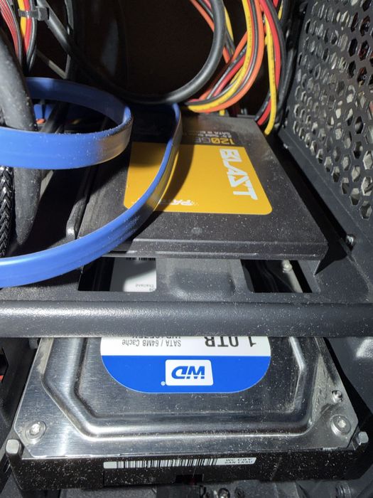 Komputer Gamingowy - i5, 24 Gb ram, karta graf. 4GB