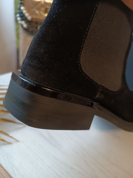 Брендові жіночі чоботи. Челсі. Р 40. Нат замша