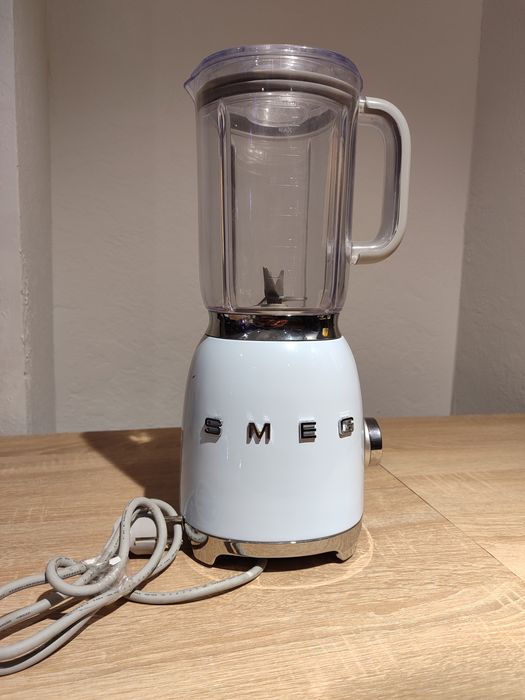 Блендер Smeg BLF03WHEU