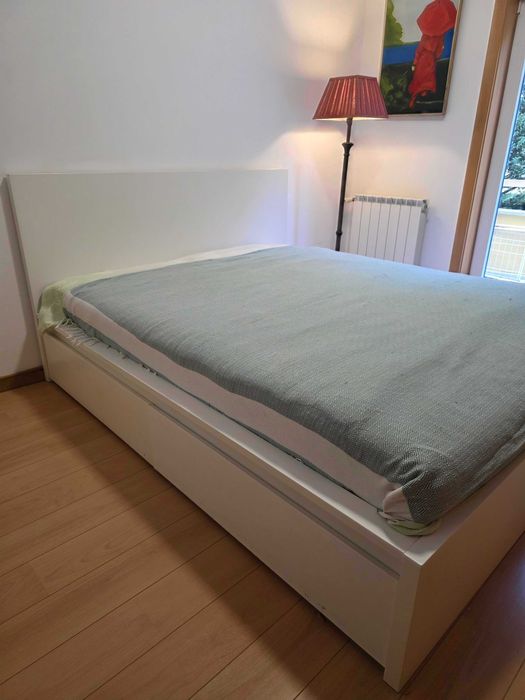 Cama King Size - Bom Estado!