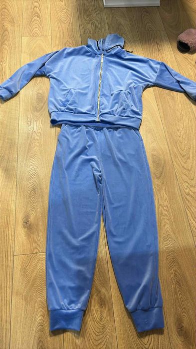 Dres damski welurowy