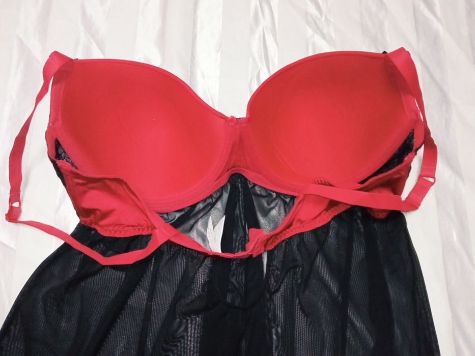 Пеньюар The Lingerie (C&A) с плотной чашкой.