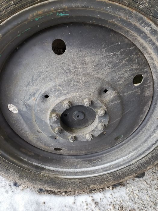 Продам колеса до  трактора т40