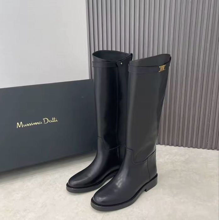 Жіночі шкіряні чоботи 39 розмір Massimo Dutty