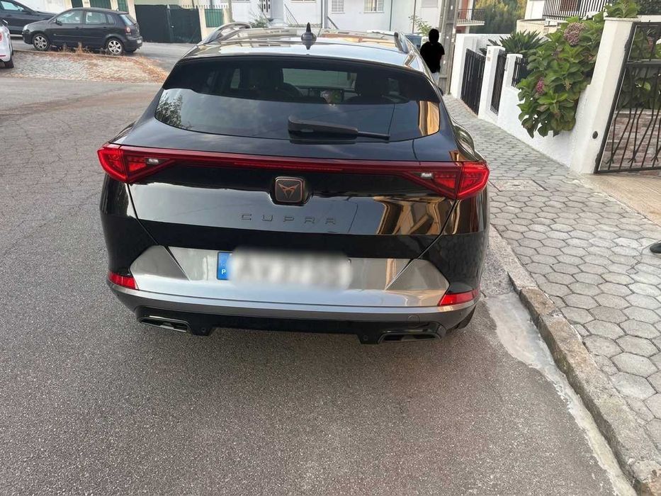Cupra Formentor 1.4 e-Hybrid de 204 cv (Plug-in) – Como Novo – Apenas 16.503 km!