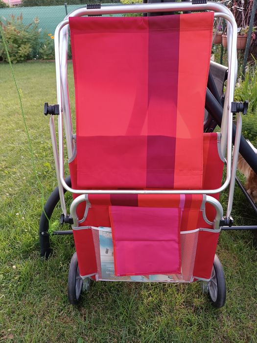 Leżak plażowy i transportowy
