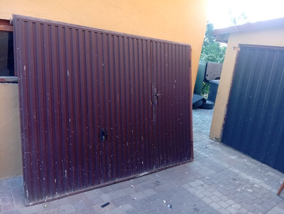 Drzwi garażowe bez ościeżnicy