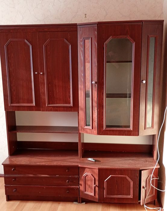 Продам шафу 1800 довжиною