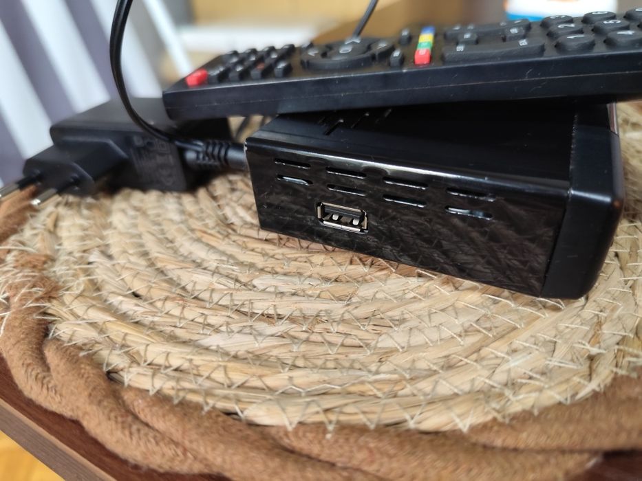 Dekoder DVB-T 2 Alma