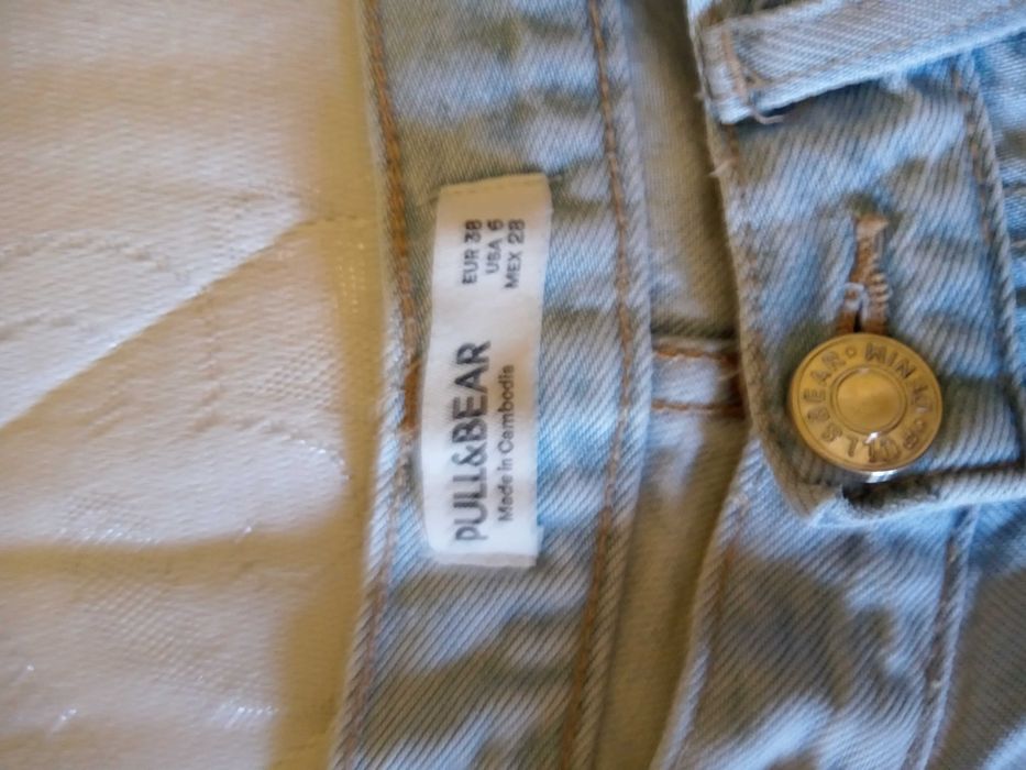 Продажа шорты джинсовые,вильветовые Pull Bear для девочки р.44-46