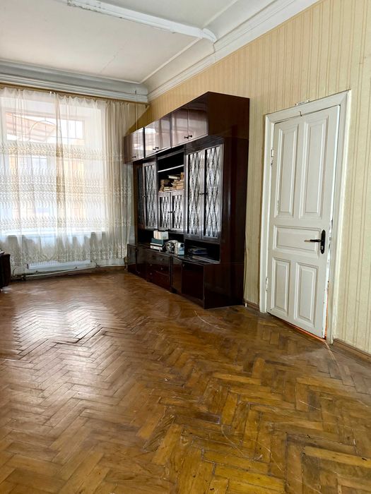 Уникальная четырехкомнатная квартира по ул. Успенской /парк Шевченко