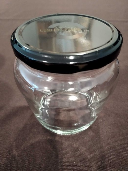 Lote 10 frascos de vidro com tampa metálica preta