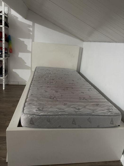 Cama de Solteiro