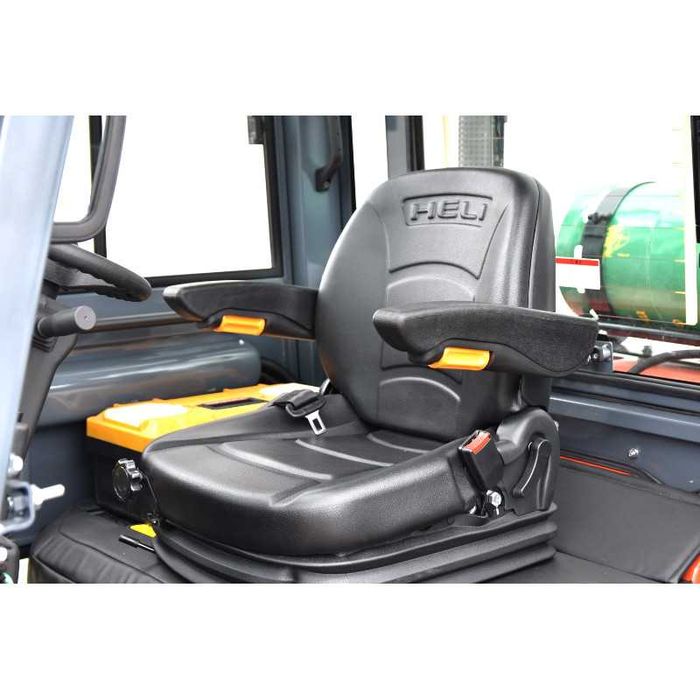 Wózek widłowy Heli LPG 1,8T 3,3 M Nowy Widlak Kabina pełne opony