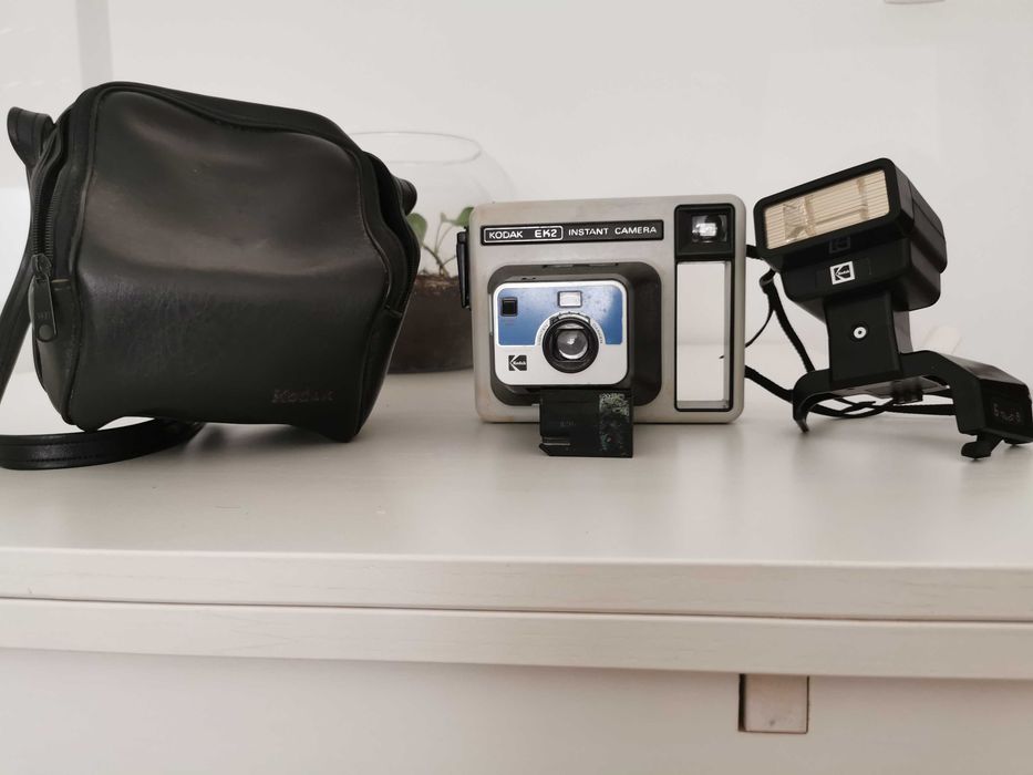 Câmera KODAK EK2 Instant Camera com flash