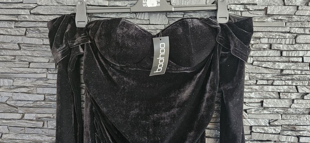 Sukienka długa nowa