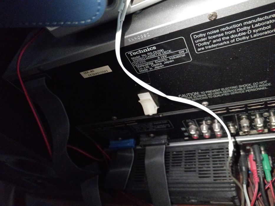 Продам у дуже гарному стані музичний центр Технікс SH-EH790JapanTokio.