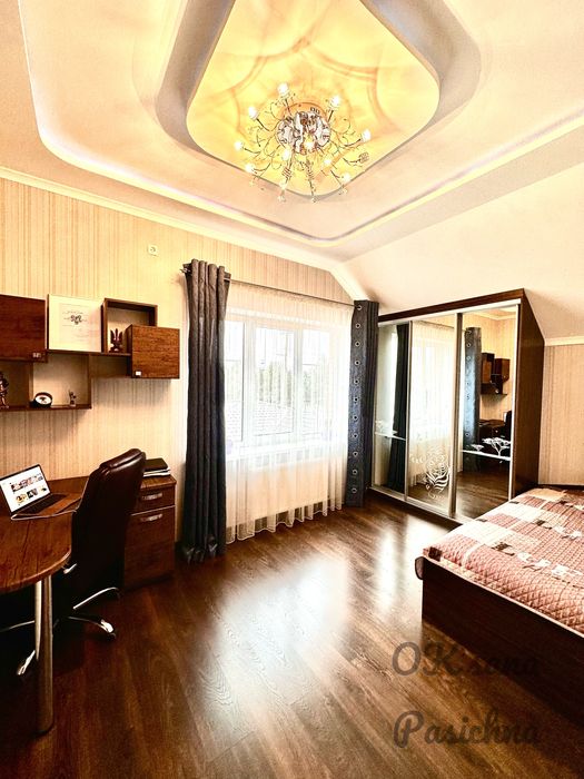 Продам дом с бассейном и сауной , Новоалександровка , Кристальный