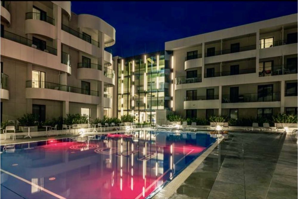 Lido Jurata butikowy apartament premium z miejscem parkingowym.