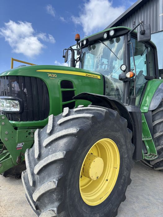 John Deere 7430 Premium