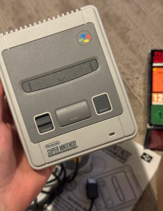 Super nintendo mini com 21 jogos