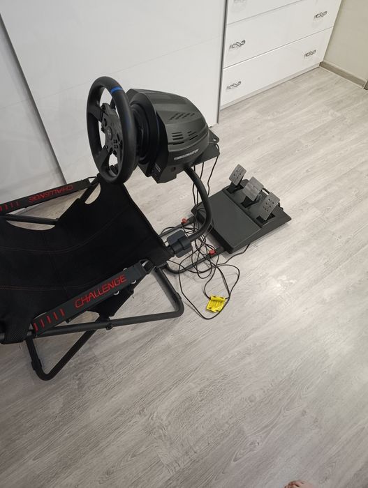 Thrustmaster T300 RS GT + Playseat Challenge | PS5/PS4/PC