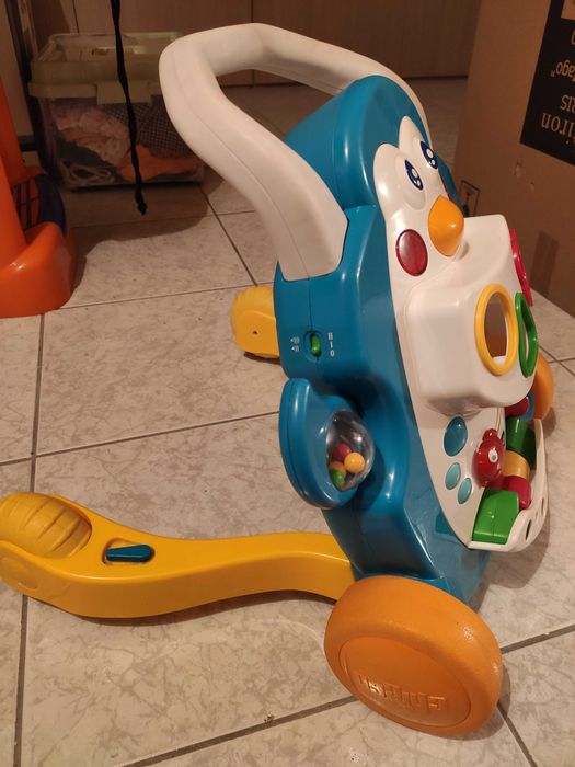 Andador bebé pinguim da Chicco