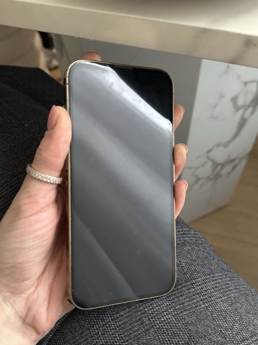 Продам iphone 13 pro