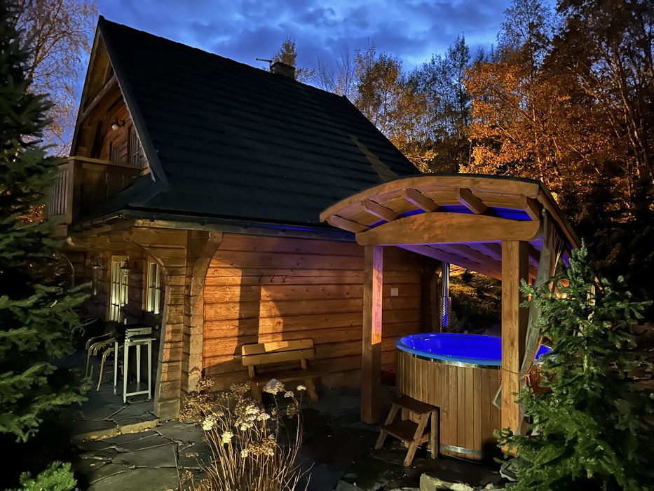Domek do wynajęcia BALIA jacuzzi góry jezioro weekend święta majówka