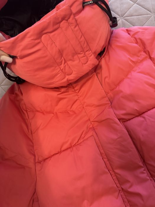 Жіноча зимова куртка