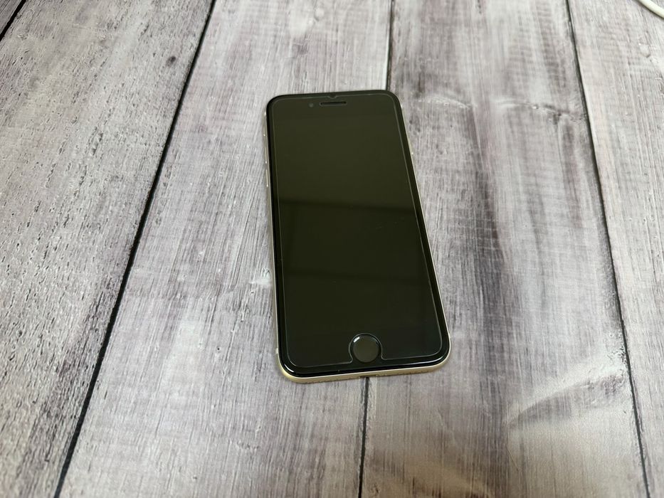 Iphone SE 3 128gb neverlock White Global 160$