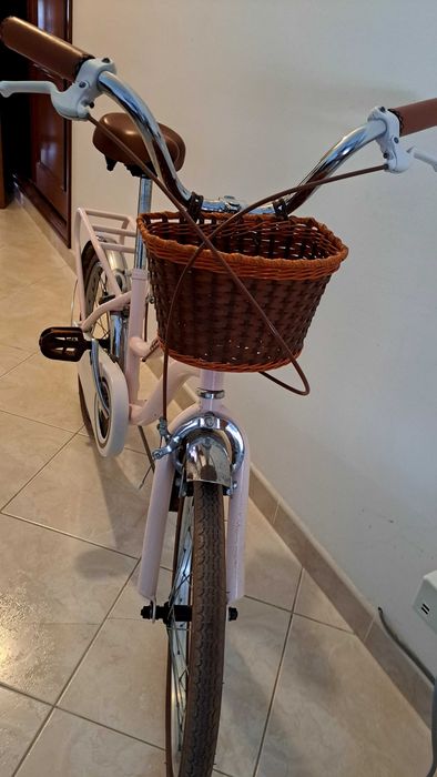 Bicicleta menina