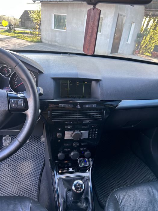 Opel Astra h. Cosmo